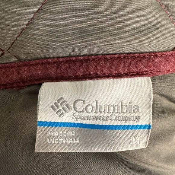 Columbia woman’s quilted jacket size medium - Picture 13 of 14